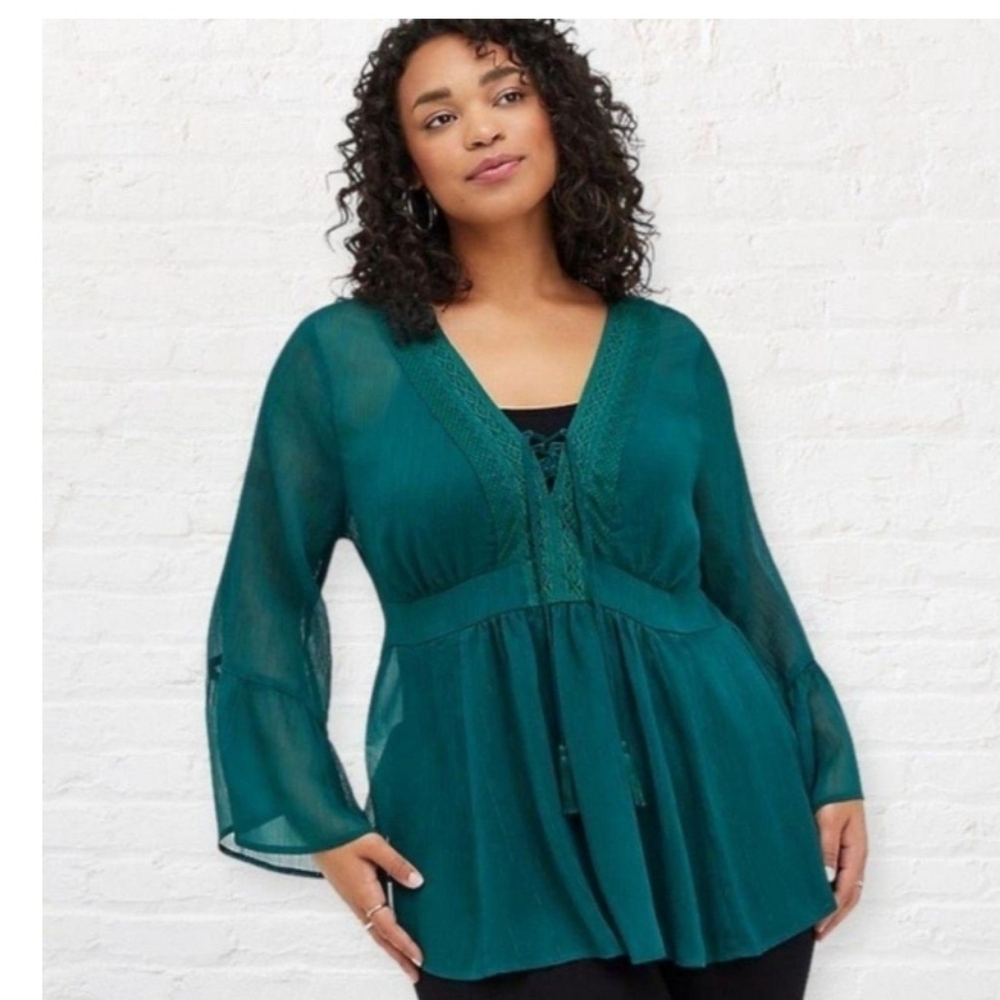 Torrid Babydoll Chiffon Lurex Crochet Detail Lace-Up Blouse Women's 1X green